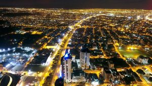         Vista aérea del 4to anillo desde la avenida San Martín hacia el canal Isuto
