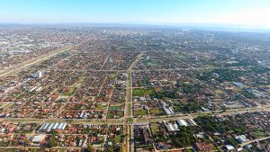         Vista aérea de la avenida Alemana desde el 7mo anillo hacia el centro
